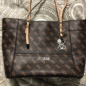 Guess KAMRYN LOGO Tote